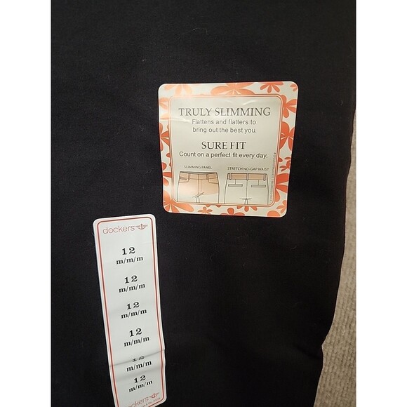 Dockers Sure Fit Khaki Pants Womens 12 Black Slimming Stretch Trouser NEW - Picture 4 of 10